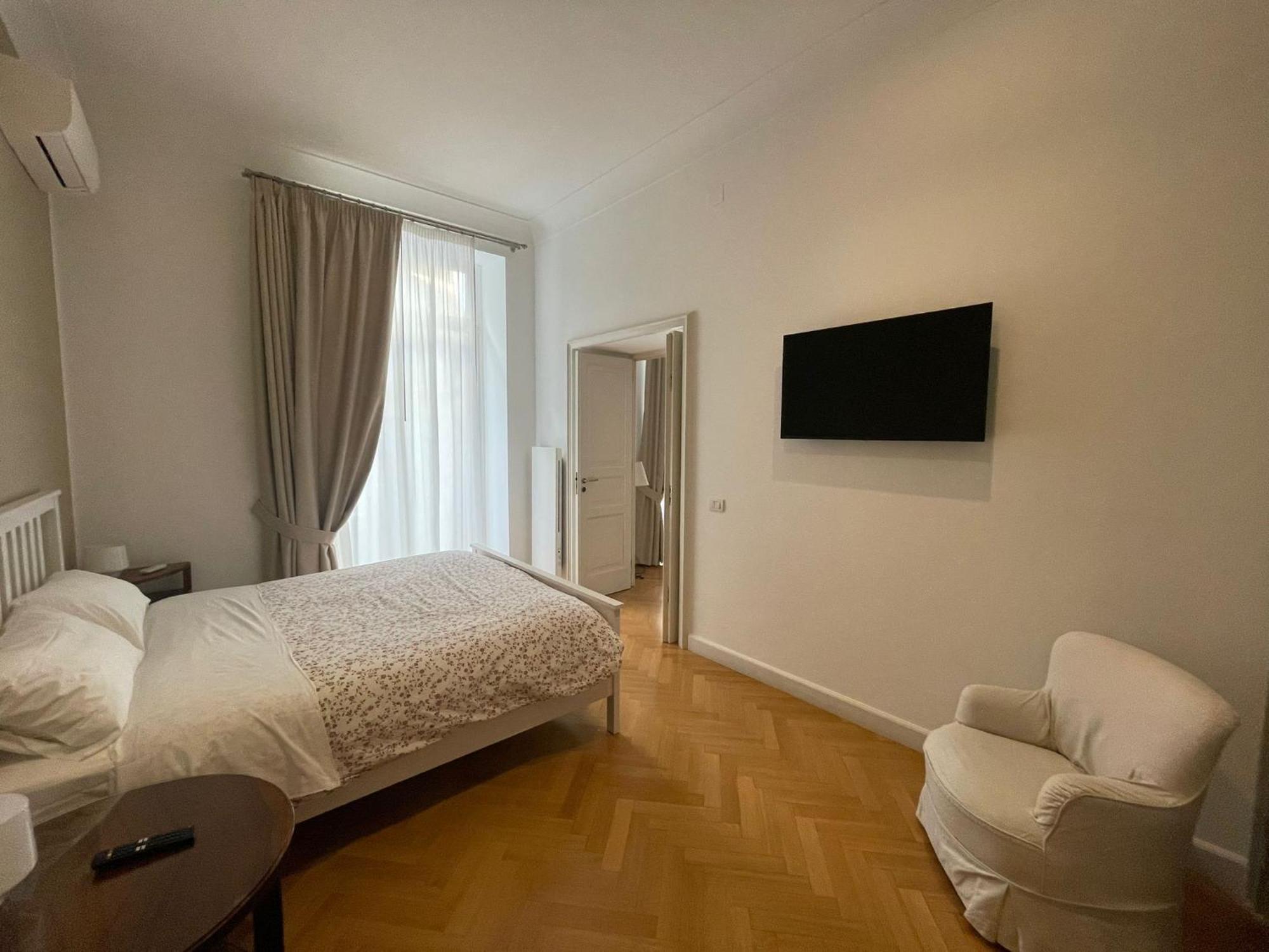 Napoliforever Chiaia Apartment Dış mekan fotoğraf